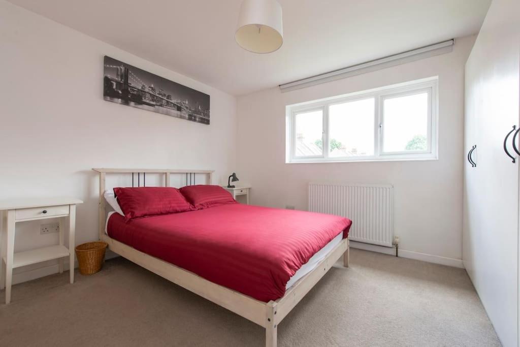 Lovely 2-Bed 15 Minutes To Central Londres Extérieur photo
